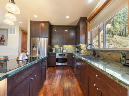 8520 River Road , Truckee, CA 96161 Photo
