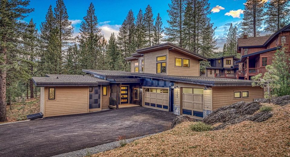 10541 Brickell Court , Truckee, CA 96161 Photo