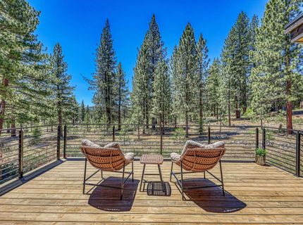 10541 Brickell Court , Truckee, CA 96161 Photo