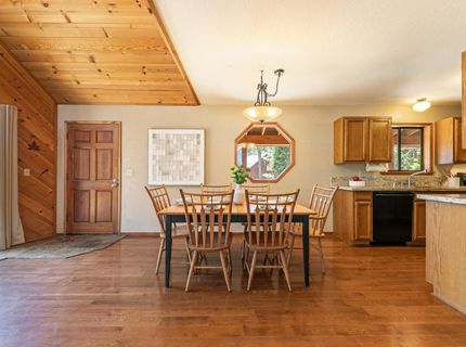 13215 Hansel Avenue, Truckee, CA 96161 Photo