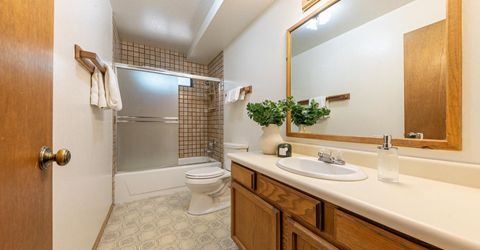 13215 Hansel Avenue, Truckee, CA 96161 Photo