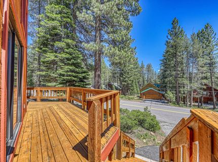 13215 Hansel Avenue, Truckee, CA 96161 Photo