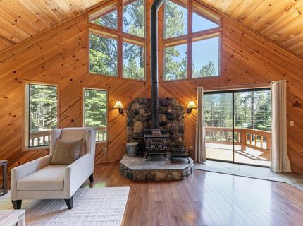 13215 Hansel Avenue, Truckee, CA 96161 Photo