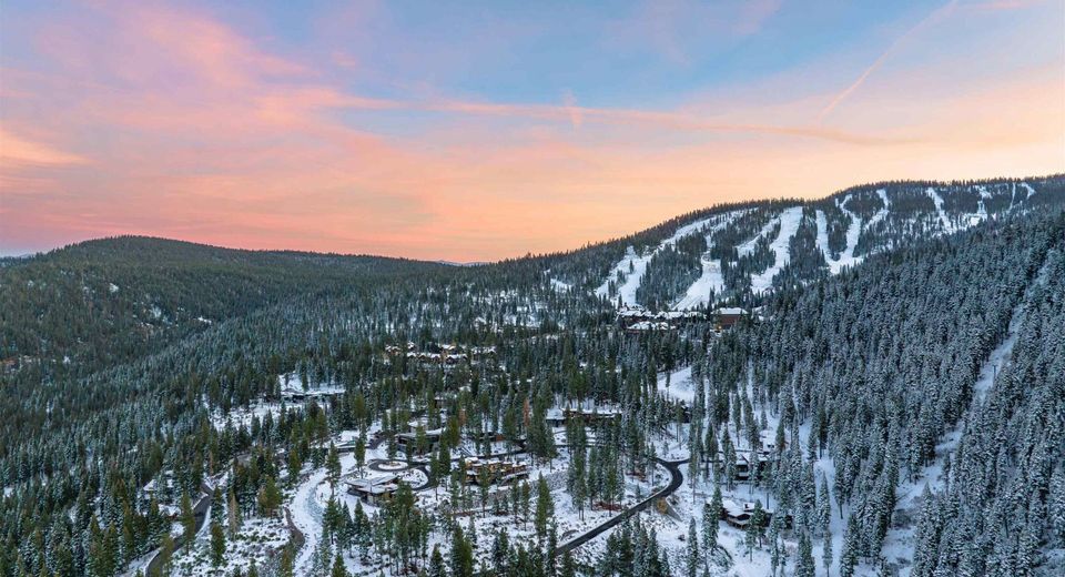 19080 Glades Place , Truckee, CA 96161 Photo