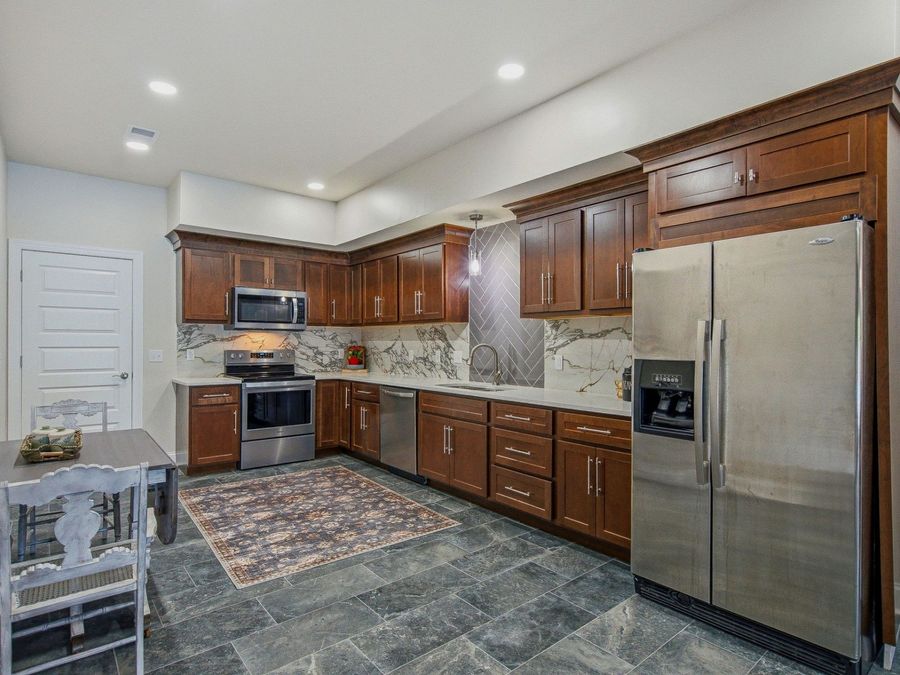 Property Image 64