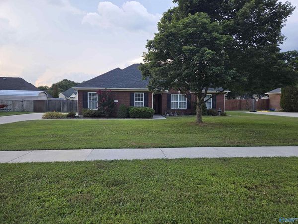 547 Wilson Mann Road, Owens Cross Roads, AL 35763