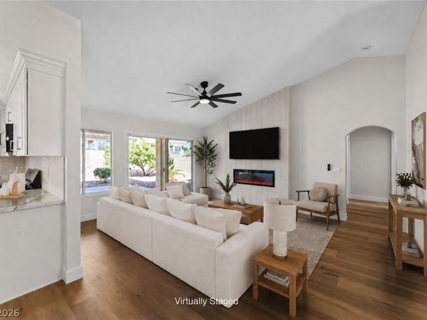 2821 Tumble Brook Drive , Las Vegas, NV 89134