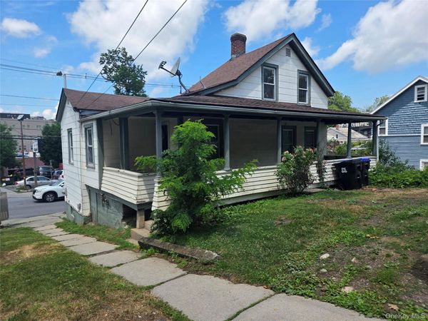149 South Avenue , Poughkeepsie, NY 12601