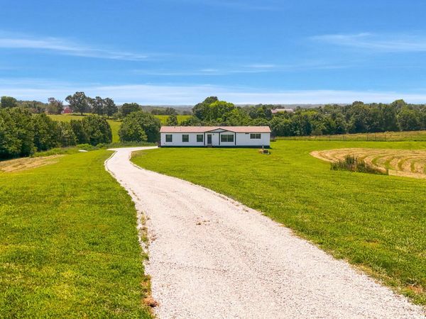 6060 State Highway M, Clever, MO 65631