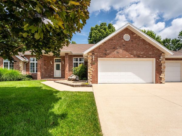 3755 W Eaglecrest Street , Battlefield, MO 65619