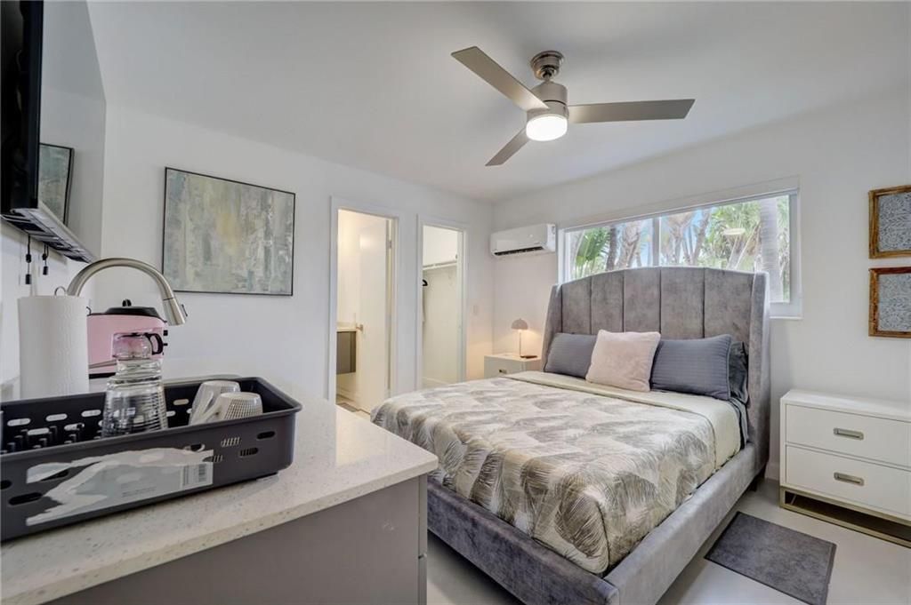 50 NE 30th Court, Unit 1-2, Wilton Manors, FL 33334 Photo