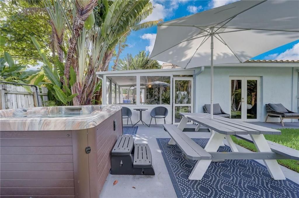 50 NE 30th Court, Unit 1-2, Wilton Manors, FL 33334 Photo
