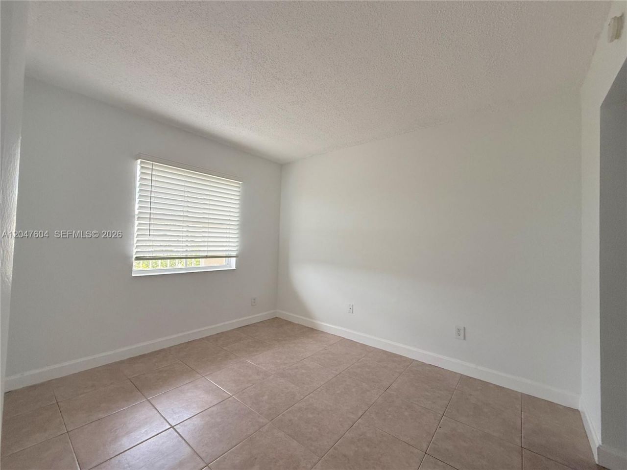 8260 SW 210th St , Unit 315, Cutler Bay, FL 33189 Photo