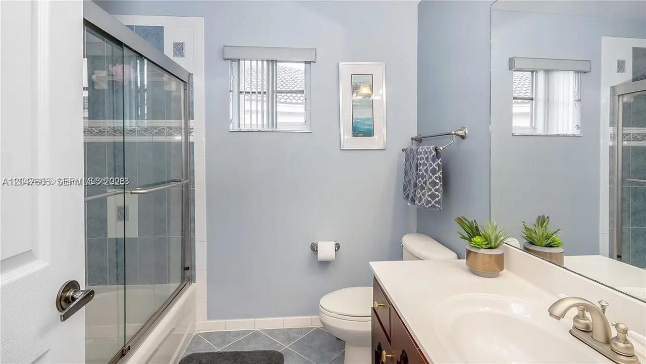 1714 Royal Grove Way , Unit -, Weston, FL 33327 Photo