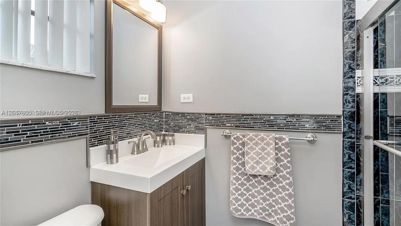 1714 Royal Grove Way , Unit -, Weston, FL 33327 Photo