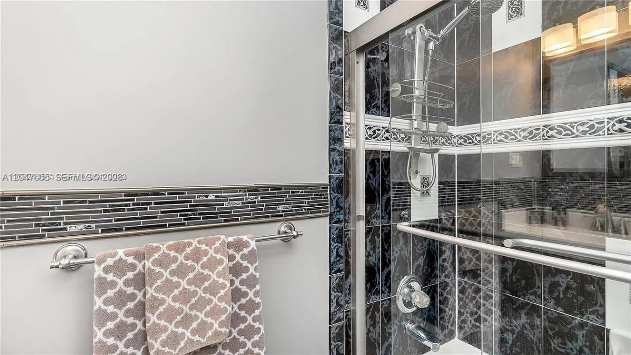 1714 Royal Grove Way , Unit -, Weston, FL 33327 Photo
