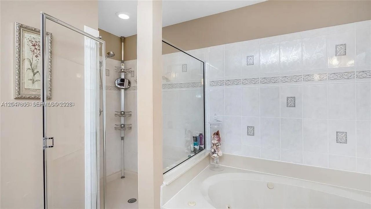 1714 Royal Grove Way , Unit -, Weston, FL 33327 Photo