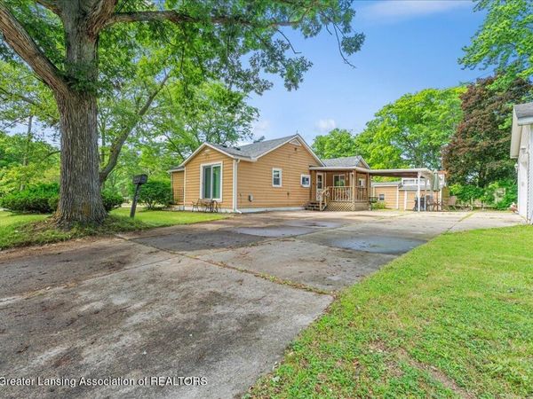501 Keyte Street, Owosso, MI 48867