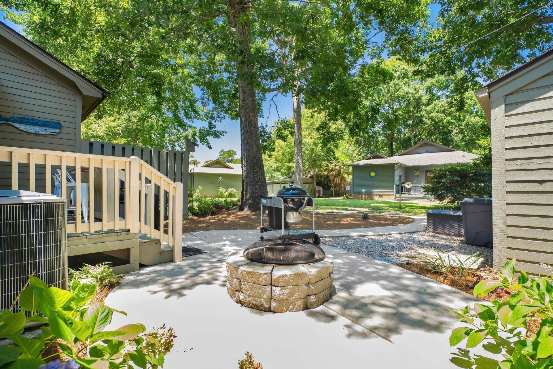 812 Villas Ct.  Photo 25