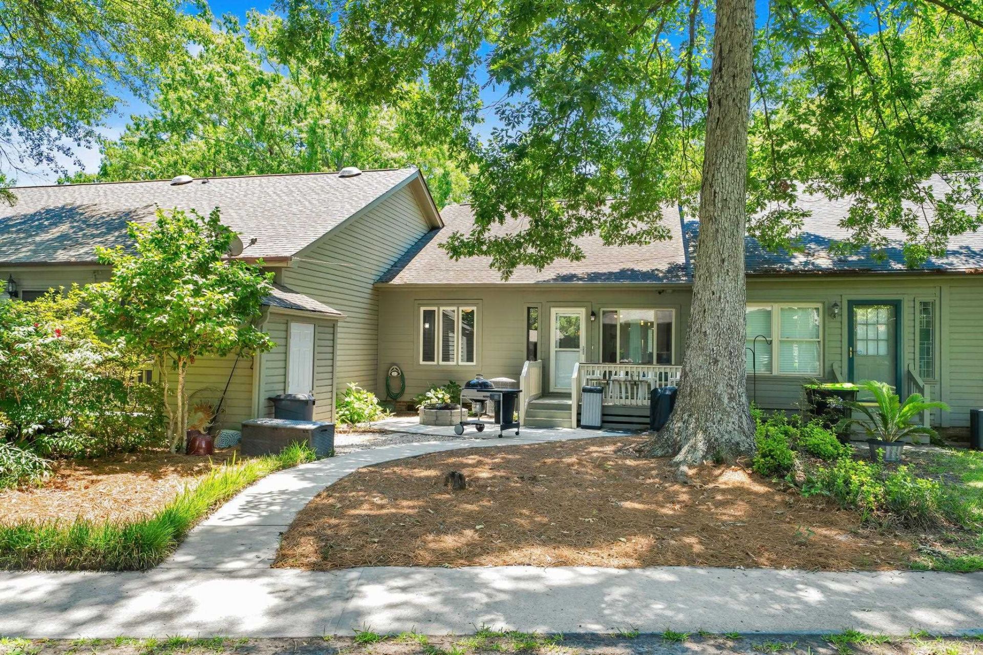 812 Villas Ct.  Photo 29