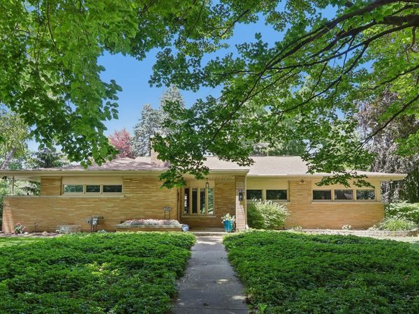 3358 Taylor Ave, Elmwood Park, WI 53405