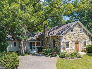 14127 HARPERS FERRY ROAD, HILLSBORO, VA 20132