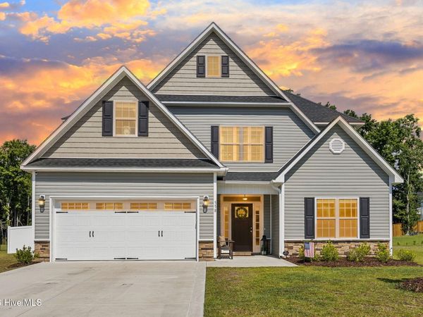558 White Shoal Way , Sneads Ferry, NC 28460