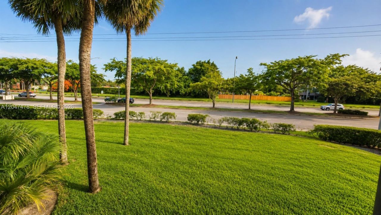 6655 W Broward Blvd , Unit 206, Plantation, FL 33317 Photo