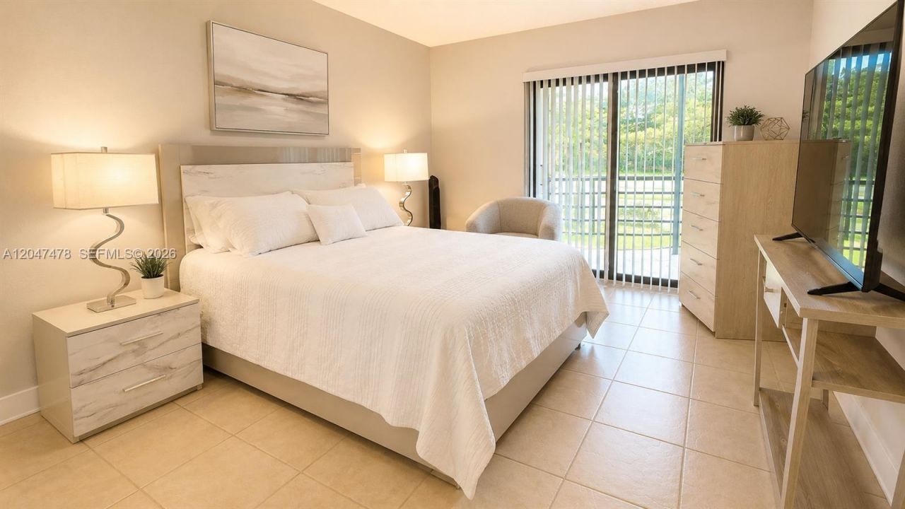 6655 W Broward Blvd , Unit 206, Plantation, FL 33317 Photo