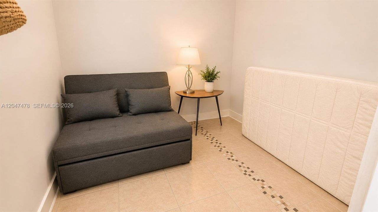 6655 W Broward Blvd , Unit 206, Plantation, FL 33317 Photo