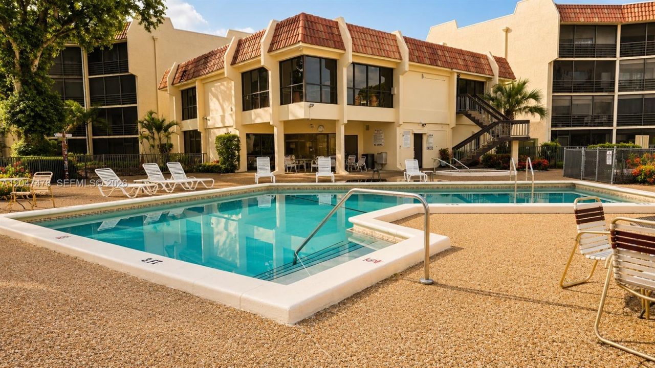 6655 W Broward Blvd , Unit 206, Plantation, FL 33317 Photo