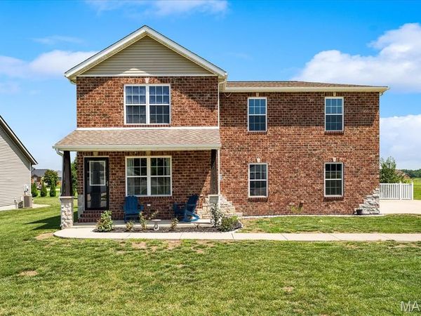 10009 PATRIOT Drive, Breese, IL 62230