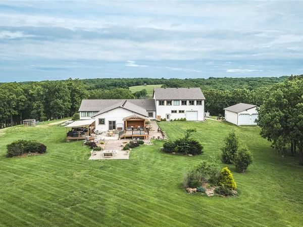 2264 Wurtz Road, Hermann, MO 65041
