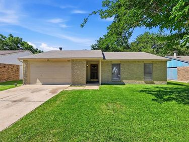 7323 Ashcrest Lane, Dallas, TX 75249