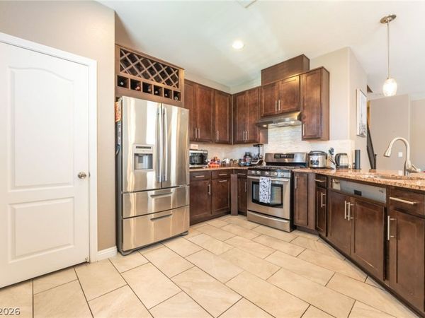5550 S Riley Street, Las Vegas, NV 89148