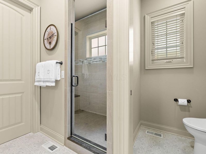 5455 Via Alvito Drive, Westerville, OH 43082 Photo 21
