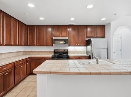 6521 Hearthstone Cir #ci512, Unit CI512, Rocklin, CA 95677 Photo