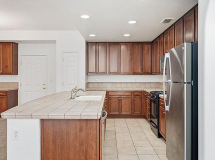6521 Hearthstone Cir #ci512, Unit CI512, Rocklin, CA 95677 Photo