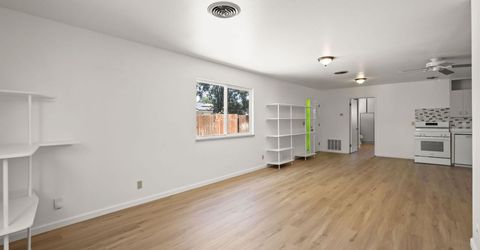 1180 Vance Way, Sparks, NV 89431 Photo
