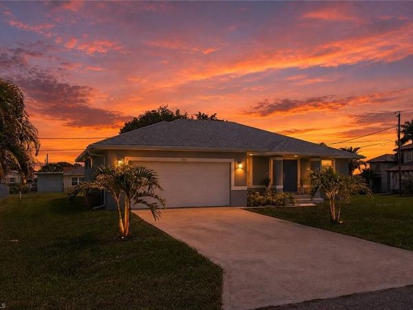 2115 Bahama AVE, FORT MYERS, FL 33905
