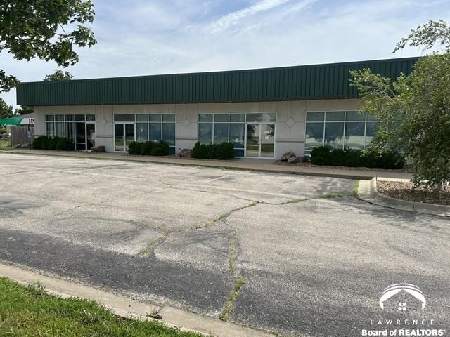 450 N Iowa Street, Unit A & B, Lawrence, KS Main Photo
