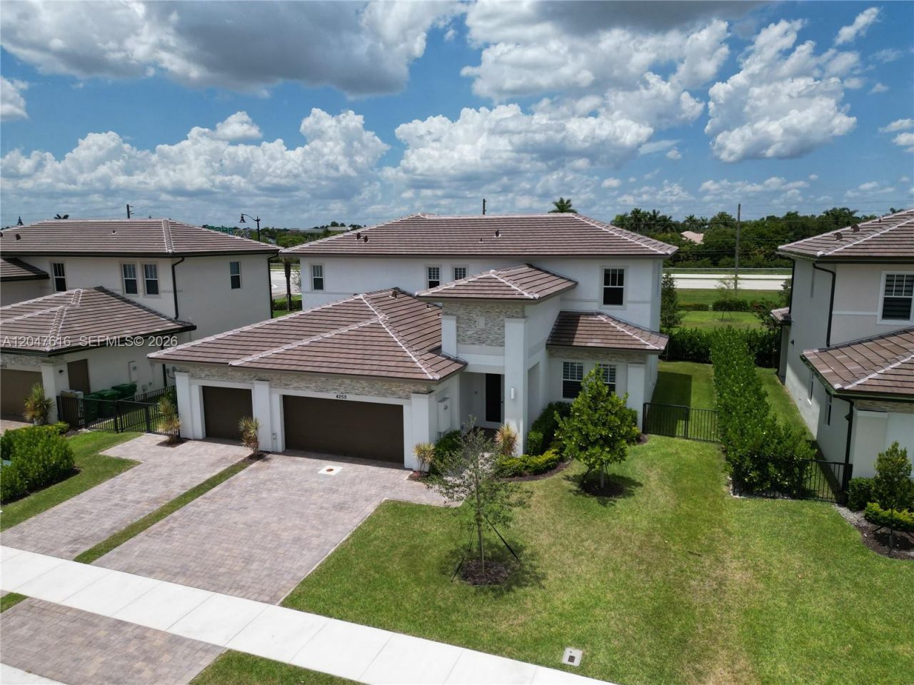4255 SW 123rd Ter , Davie, FL 33330 Photo