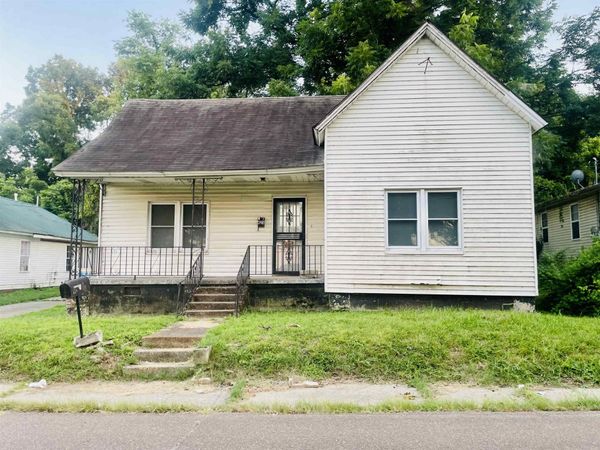 425 LONG AVE, Covington, TN 38019