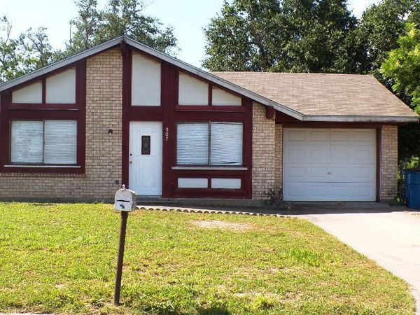 507 W CLARE ST, Beeville, TX 78102