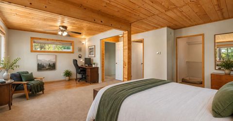 10136 Sierra Avenue, Truckee, CA 96161 Photo