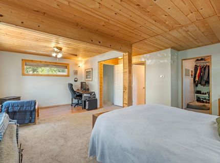 10136 Sierra Avenue, Truckee, CA 96161 Photo