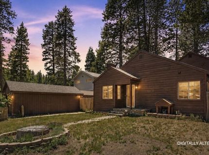 10136 Sierra Avenue, Truckee, CA 96161 Photo
