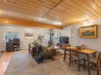 10136 Sierra Avenue, Truckee, CA 96161 Photo