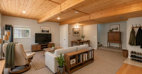 10136 Sierra Avenue, Truckee, CA 96161 Photo