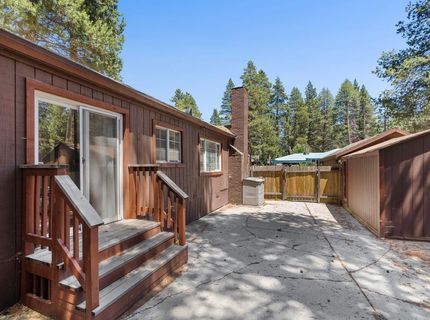 10136 Sierra Avenue, Truckee, CA 96161 Photo